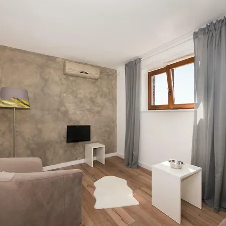 Апартаменты Luxury 1 Bedroom In Рабац