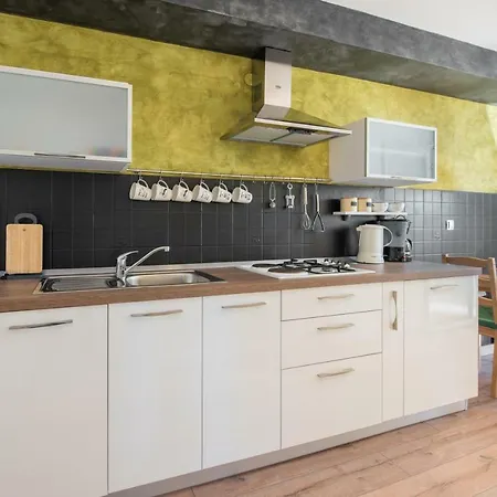 Luxury 1 Bedroom In Апартаменты
